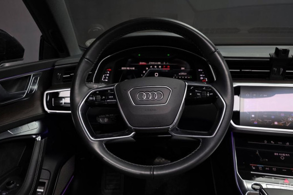 2022 Audi A7 с пробегом 28 853 км