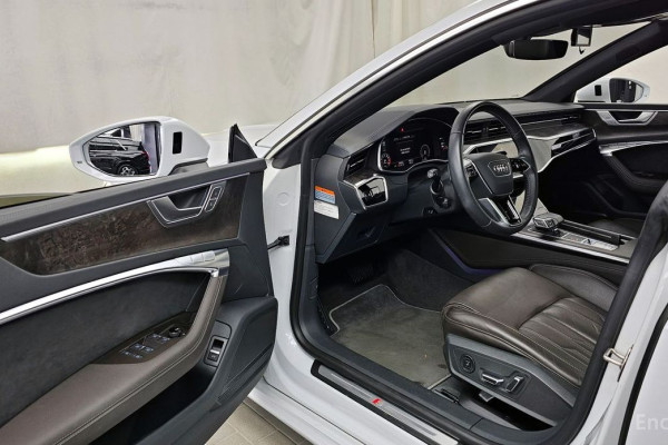 2020 Audi A7 с пробегом 33 858 км