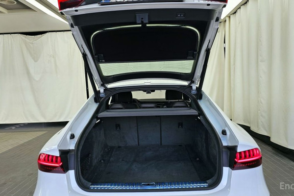 2020 Audi A7 с пробегом 33 858 км