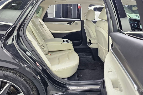 2022 Hyundai Grandeur с пробегом 92 822 км