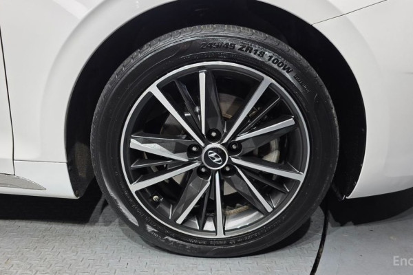 2022 Hyundai Grandeur с пробегом 107 202 км