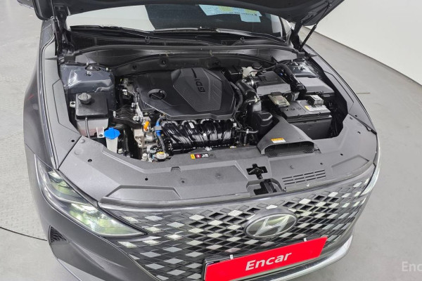 2022 Hyundai Grandeur с пробегом 120 803 км