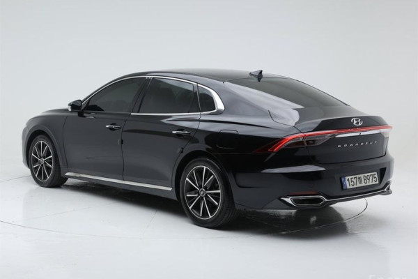 2022 Hyundai Grandeur с пробегом 83 428 км