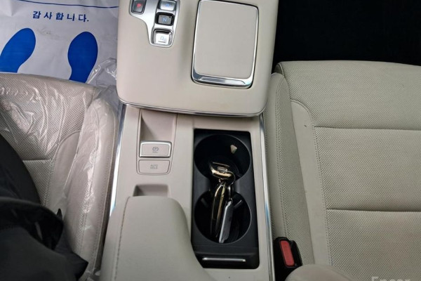 2022 Hyundai Grandeur с пробегом 83 428 км