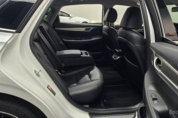 2021 Hyundai Grandeur с пробегом 52 696 км