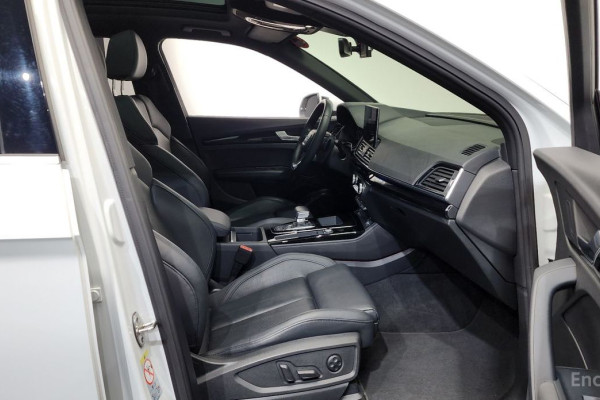 2022 Audi Q5 с пробегом 74 095 км