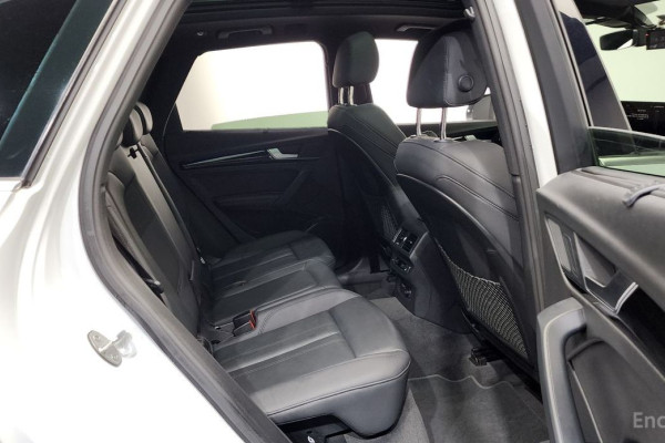 2022 Audi Q5 с пробегом 74 095 км