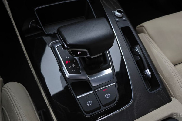 2023 Audi Q5 с пробегом 21 451 км