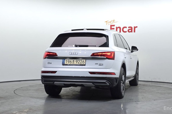 2022 Audi Q5 с пробегом 43 492 км