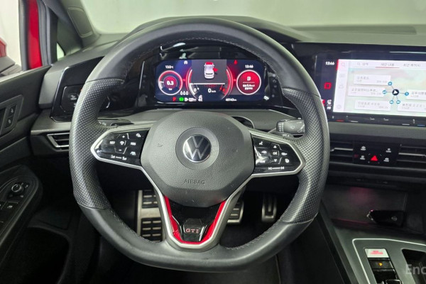 2022 Volkswagen Golf с пробегом 40 143 км