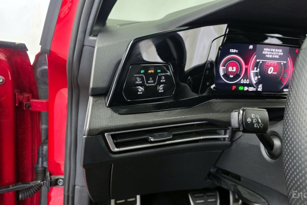 2022 Volkswagen Golf с пробегом 40 143 км