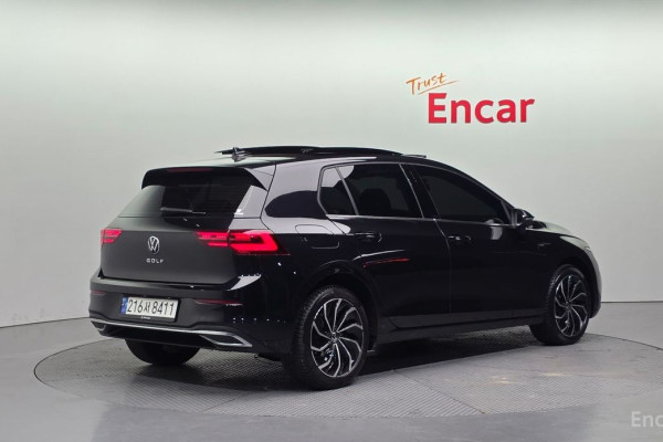 2022 Volkswagen Golf с пробегом 59 643 км