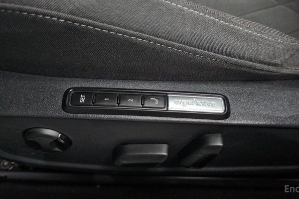 2023 Volkswagen Golf с пробегом 53 772 км