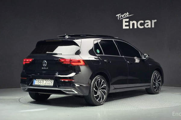 2022 Volkswagen Golf с пробегом 61 210 км