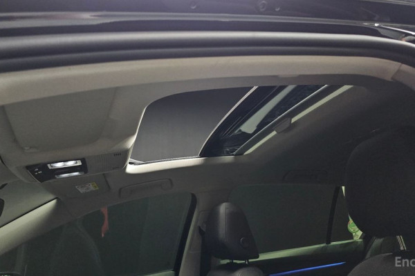 2023 Volkswagen Golf с пробегом 53 772 км