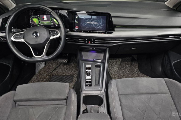 2022 Volkswagen Golf с пробегом 87 000 км