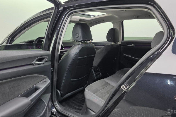 2022 Volkswagen Golf с пробегом 59 643 км