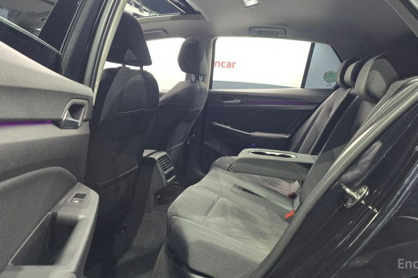 2022 Volkswagen Golf с пробегом 61 210 км