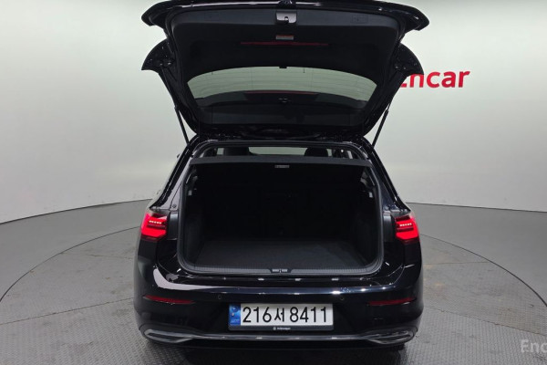 2022 Volkswagen Golf с пробегом 59 643 км