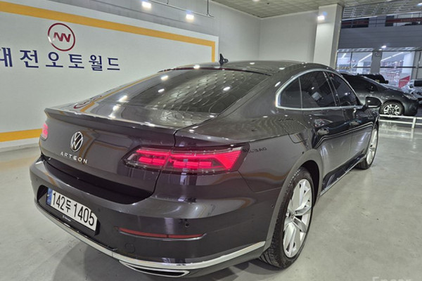 2022 Volkswagen Arteon с пробегом 27 998 км