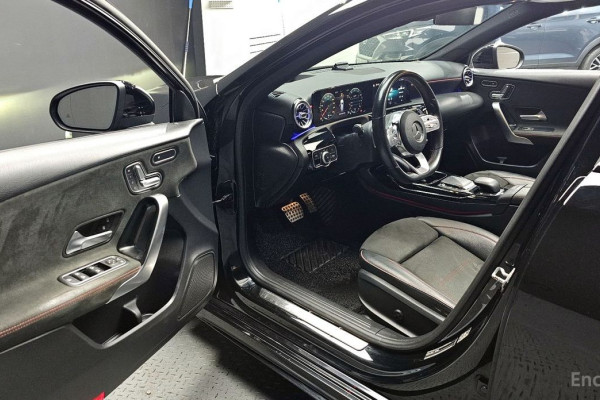 2020 Mercedes-Benz A-Класс AMG с пробегом 183 995 км