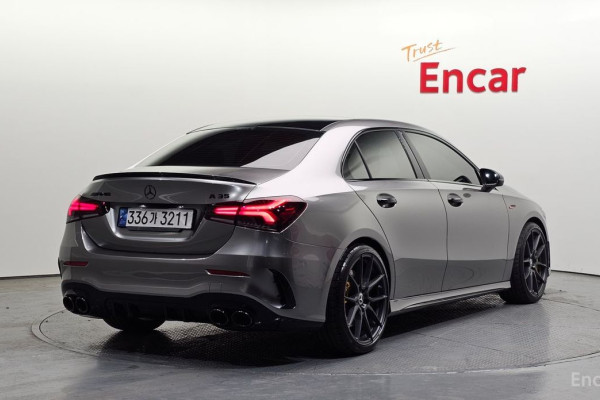 2022 Mercedes-Benz A-Класс AMG с пробегом 21 982 км