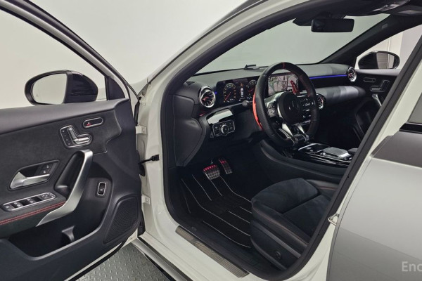 2022 Mercedes-Benz A-Класс AMG с пробегом 21 982 км