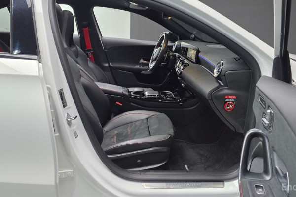 2022 Mercedes-Benz A-Класс AMG с пробегом 24 691 км