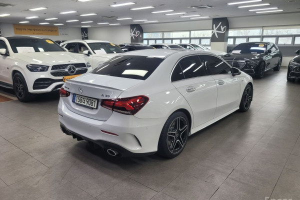 2021 Mercedes-Benz A-Класс AMG с пробегом 19 909 км