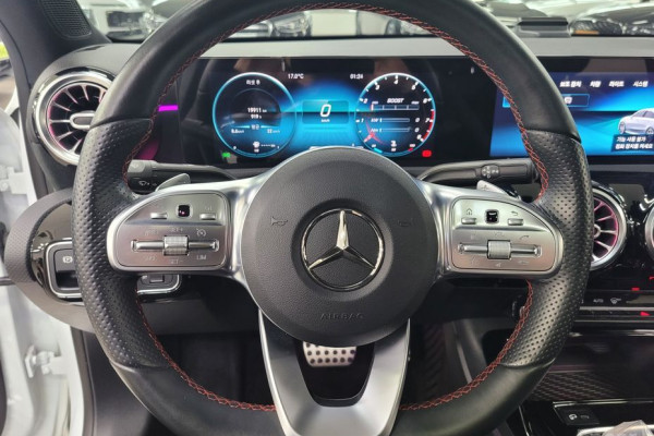 2021 Mercedes-Benz A-Класс AMG с пробегом 19 909 км