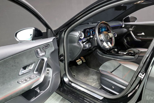 2022 Mercedes-Benz A-Класс AMG с пробегом 45 884 км