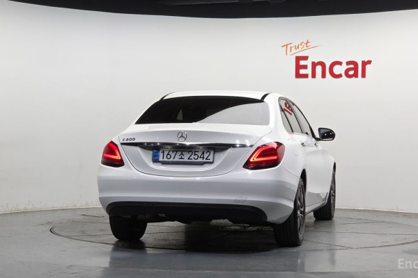 2020 Mercedes-Benz C-Класс с пробегом 58 619 км