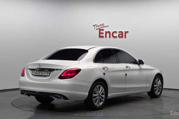 2020 Mercedes-Benz C-Класс с пробегом 46 530 км