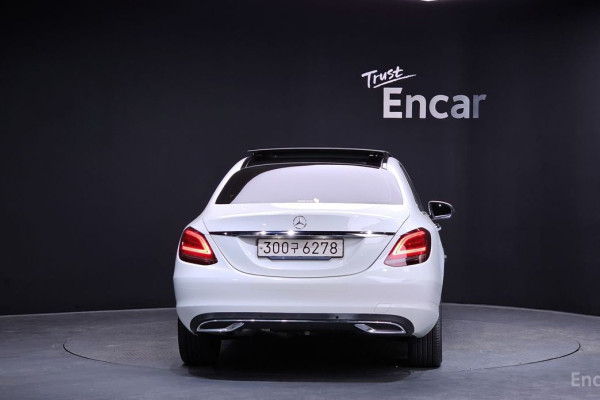 2020 Mercedes-Benz C-Класс с пробегом 73 450 км