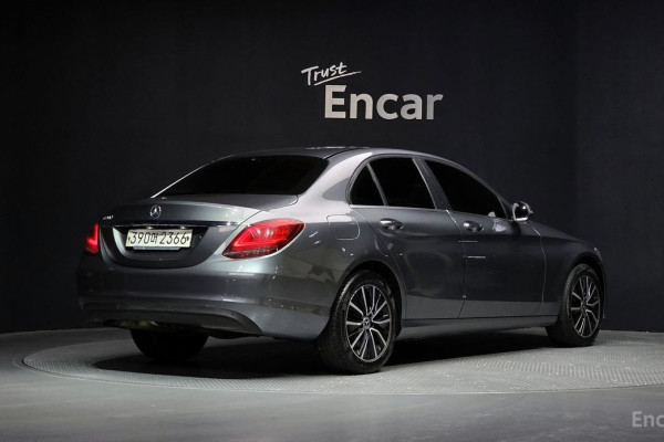 2020 Mercedes-Benz C-Класс с пробегом 133 976 км