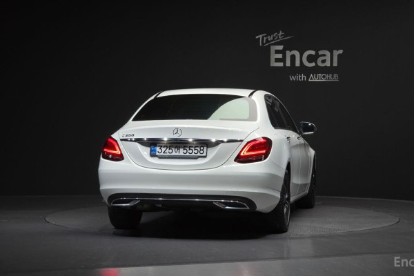 2020 Mercedes-Benz C-Класс с пробегом 98 068 км