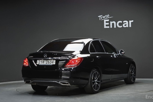 2018 Mercedes-Benz C-Класс с пробегом 76 710 км