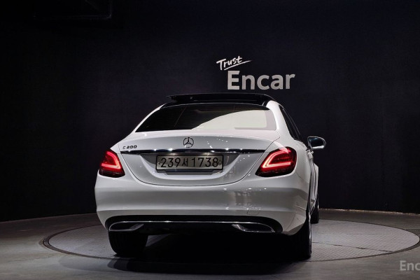 2020 Mercedes-Benz C-Класс с пробегом 91 998 км