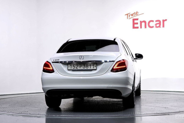 2020 Mercedes-Benz C-Класс с пробегом 33 177 км