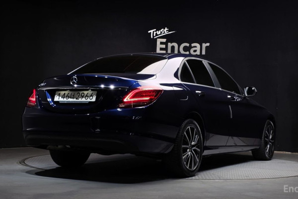 2019 Mercedes-Benz C-Класс с пробегом 68 616 км