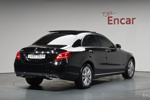 2020 Mercedes-Benz C-Класс с пробегом 43 790 км
