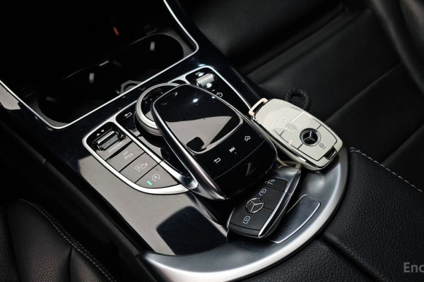 2020 Mercedes-Benz C-Класс с пробегом 91 998 км