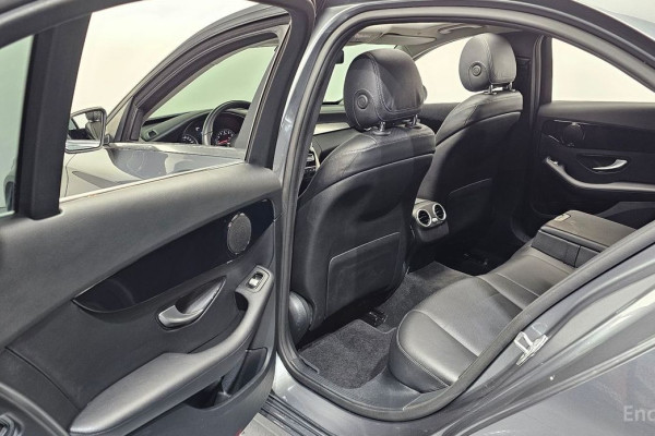 2020 Mercedes-Benz C-Класс с пробегом 33 237 км