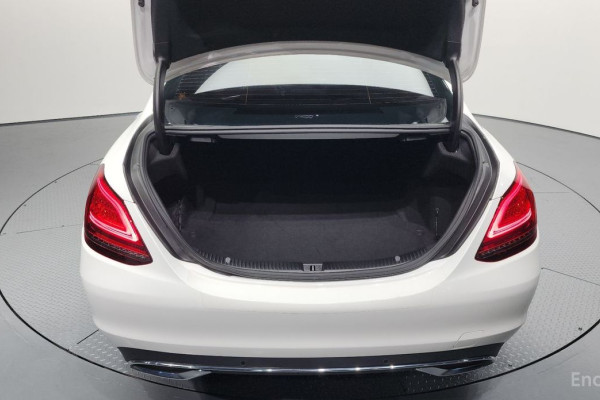 2020 Mercedes-Benz C-Класс с пробегом 64 679 км