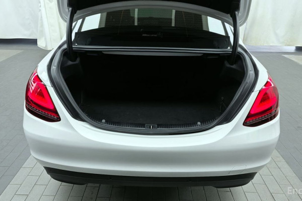 2020 Mercedes-Benz C-Класс с пробегом 33 177 км