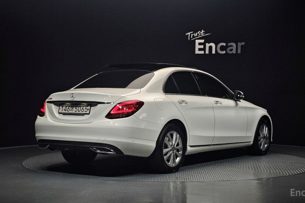 2020 Mercedes-Benz C-Класс с пробегом 68 409 км