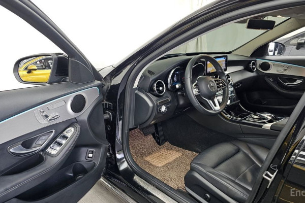 2020 Mercedes-Benz C-Класс с пробегом 90 419 км