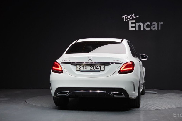 2019 Mercedes-Benz C-Класс AMG с пробегом 82 635 км