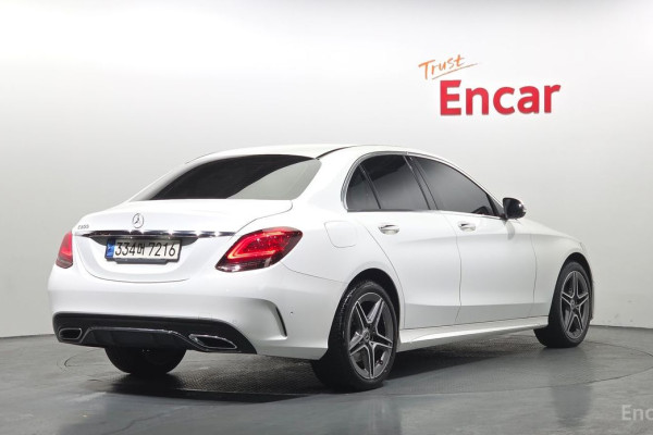 2021 Mercedes-Benz C-Класс AMG с пробегом 33 757 км