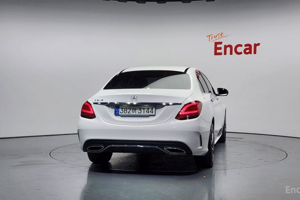 2021 Mercedes-Benz C-Класс AMG с пробегом 48 979 км